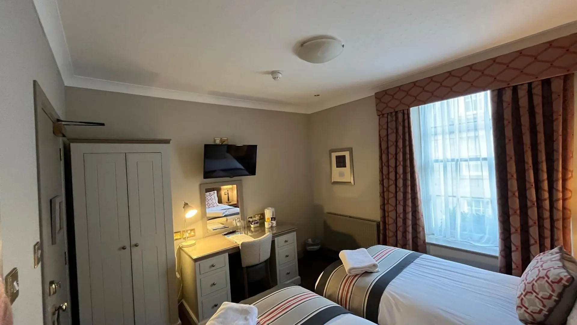 The Globe Inn Aberdeen 3*,  United Kingdom