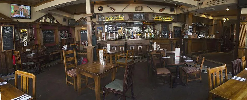 The Globe Inn Aberdeen Hotel